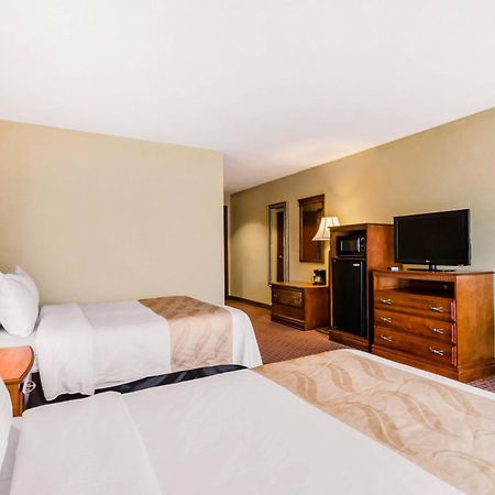 Quality Inn & Suites Картаж Экстерьер фото