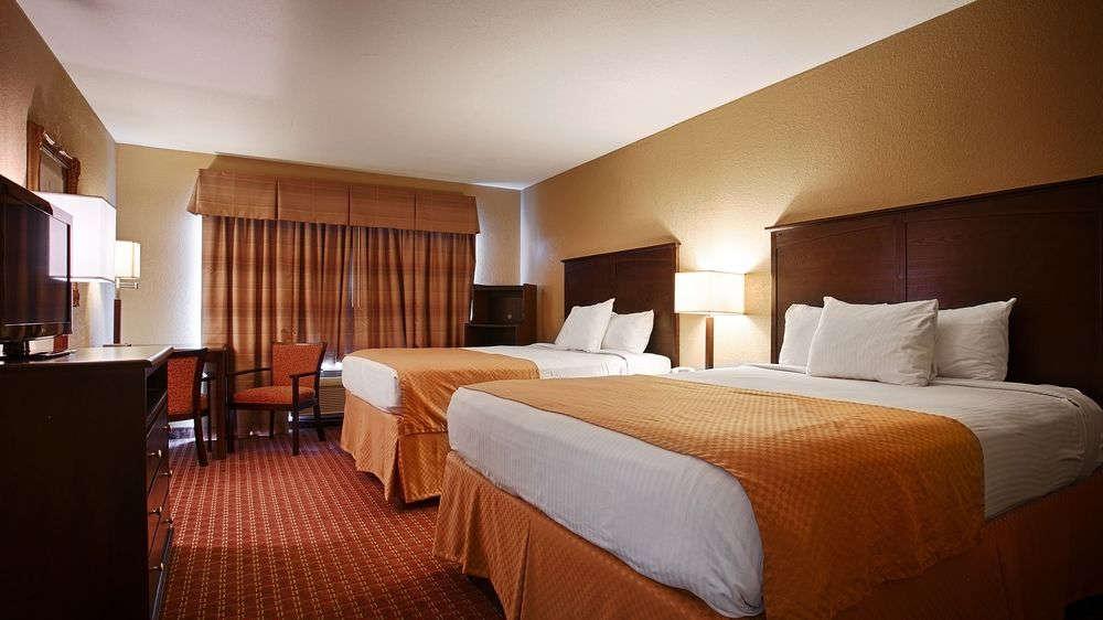 Quality Inn & Suites Картаж Экстерьер фото