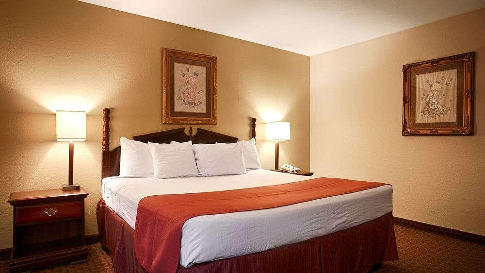 Quality Inn & Suites Картаж Экстерьер фото