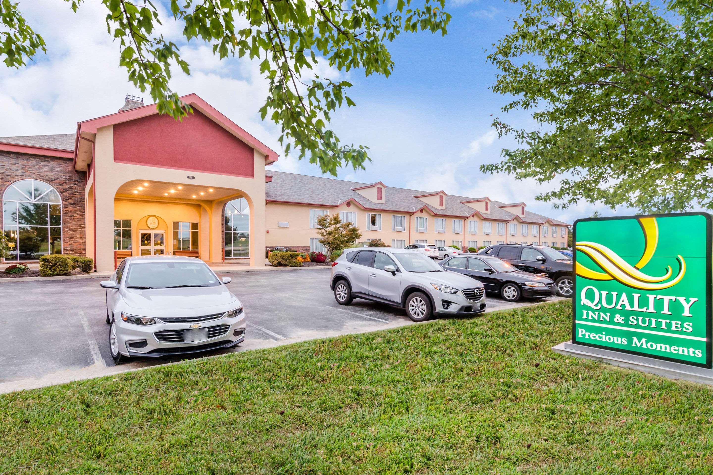 Quality Inn & Suites Картаж Экстерьер фото