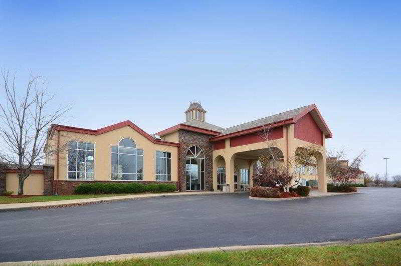 Quality Inn & Suites Картаж Экстерьер фото