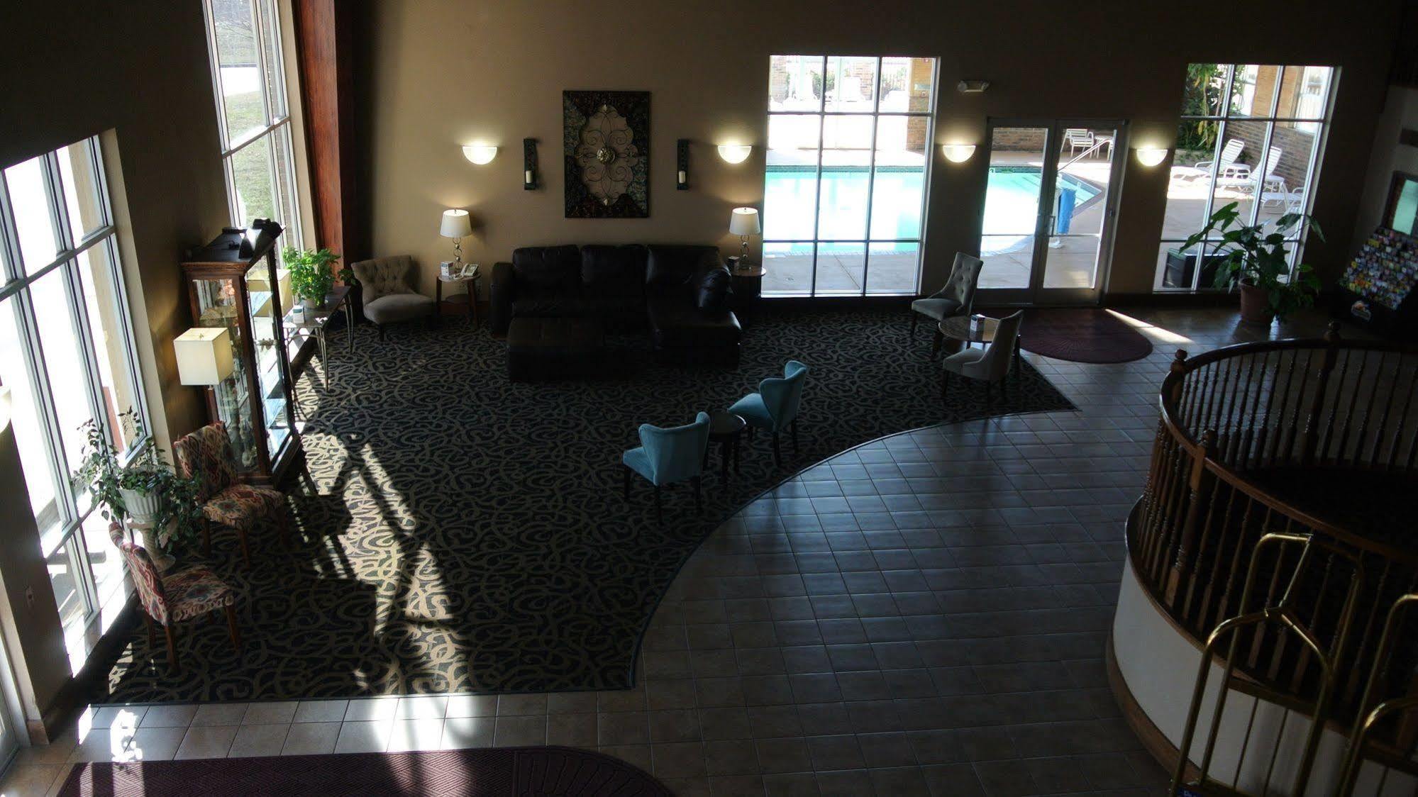 Quality Inn & Suites Картаж Экстерьер фото